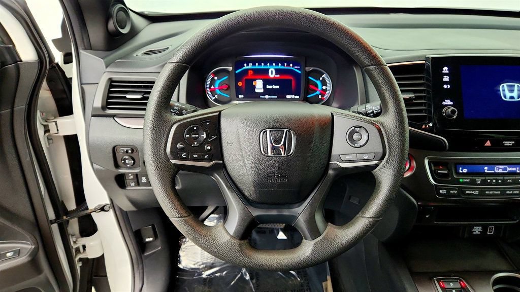 Used 2022 Honda Pilot Sport image 13