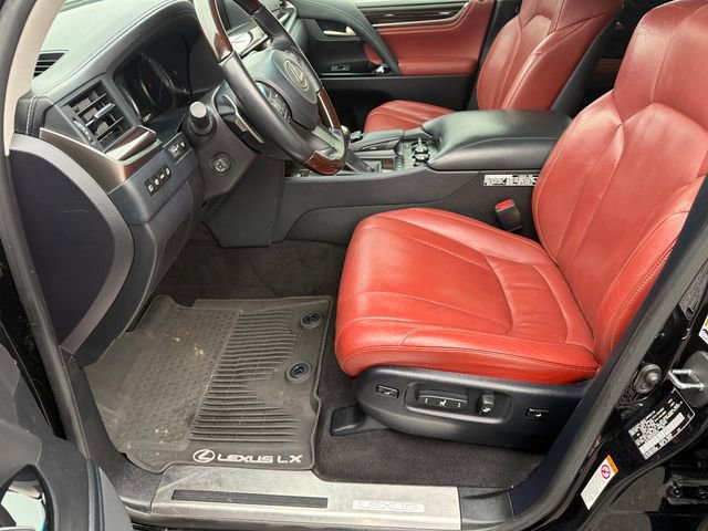 Used 2019 Lexus LX 570 4WD image 13