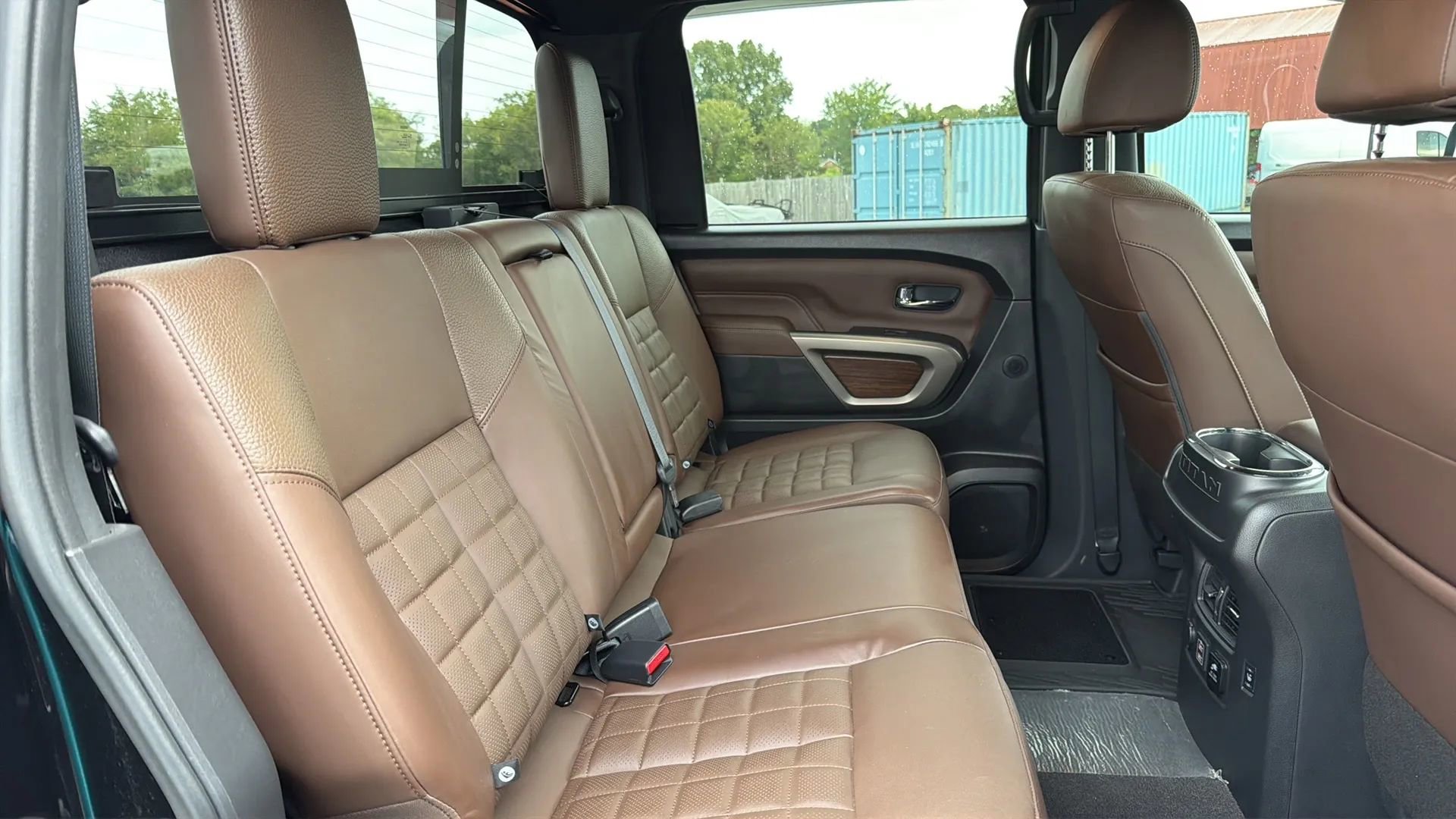 Used 2021 Nissan Titan Platinum Reserve w/ Moonroof Package image 18