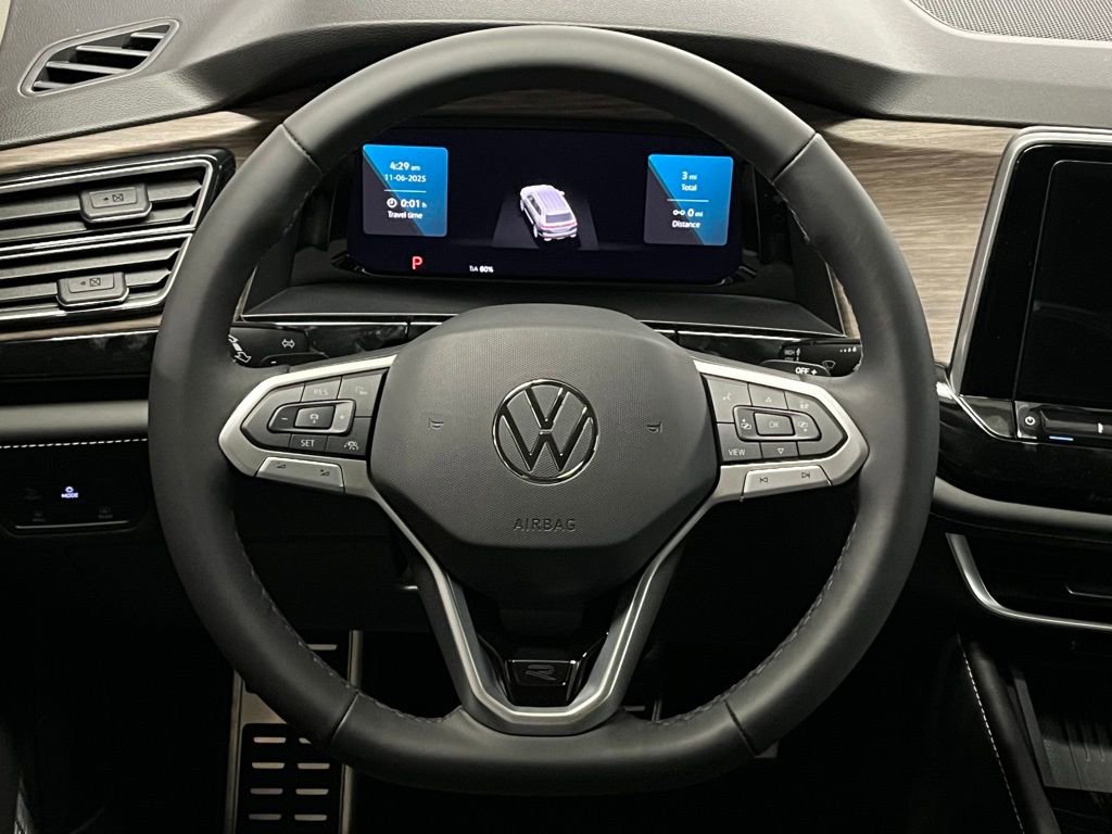 New 2026 Volkswagen Atlas SEL Premium R-Line image 9