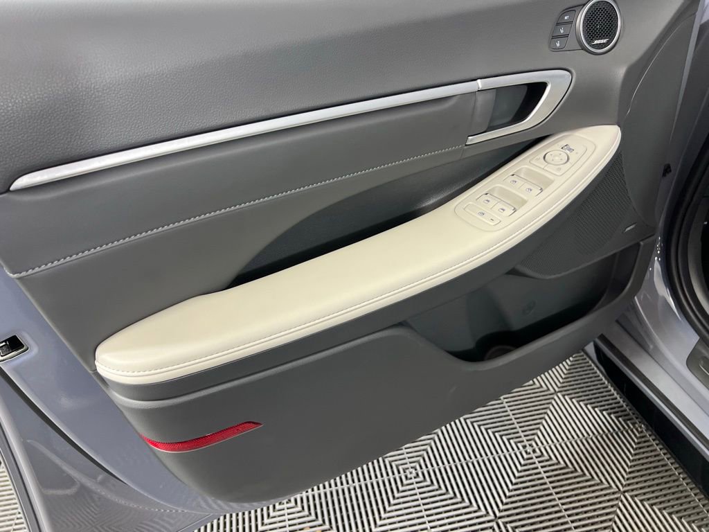 Used 2024 Hyundai Sonata Limited image 29