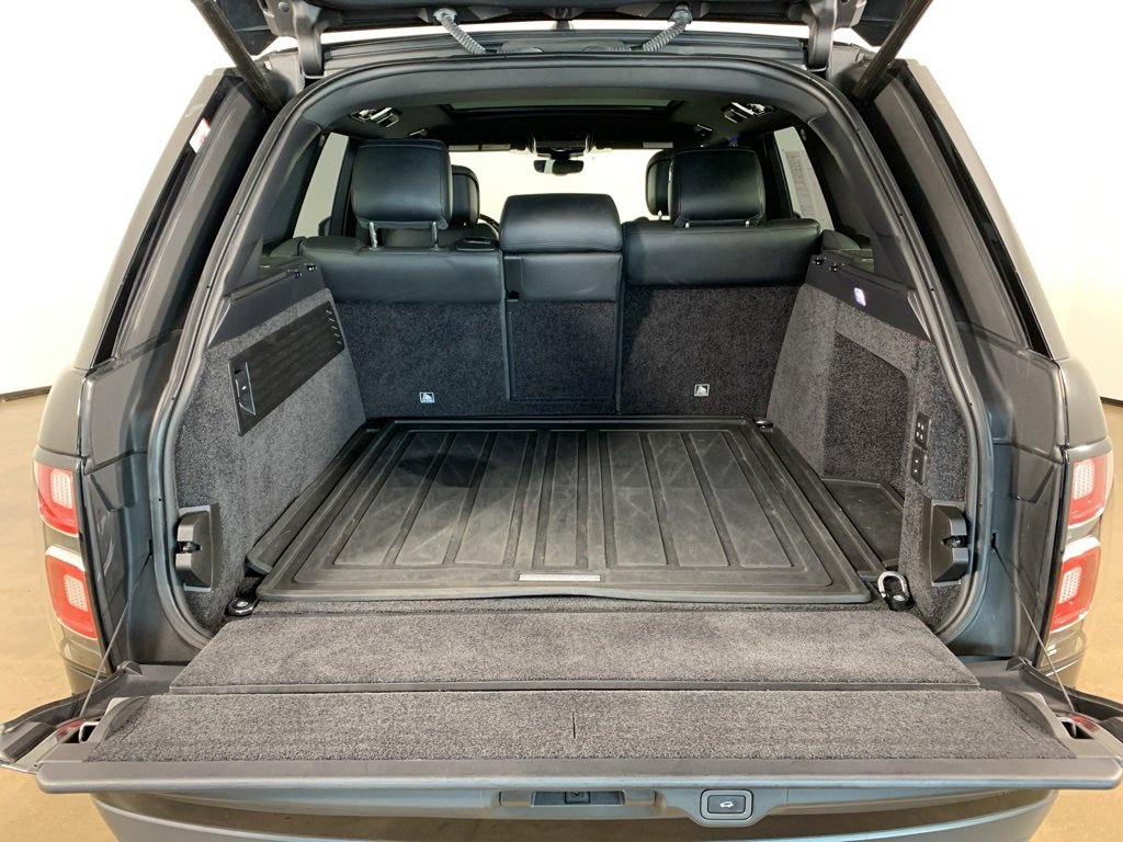 Used 2019 Land Rover Range Rover Supercharged image 26