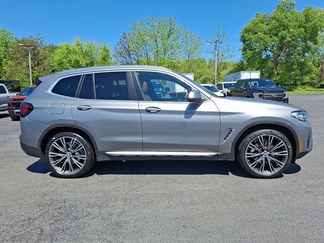 Used 2024 BMW X3 xDrive30i w/ Premium Package AWD/4WD image 11