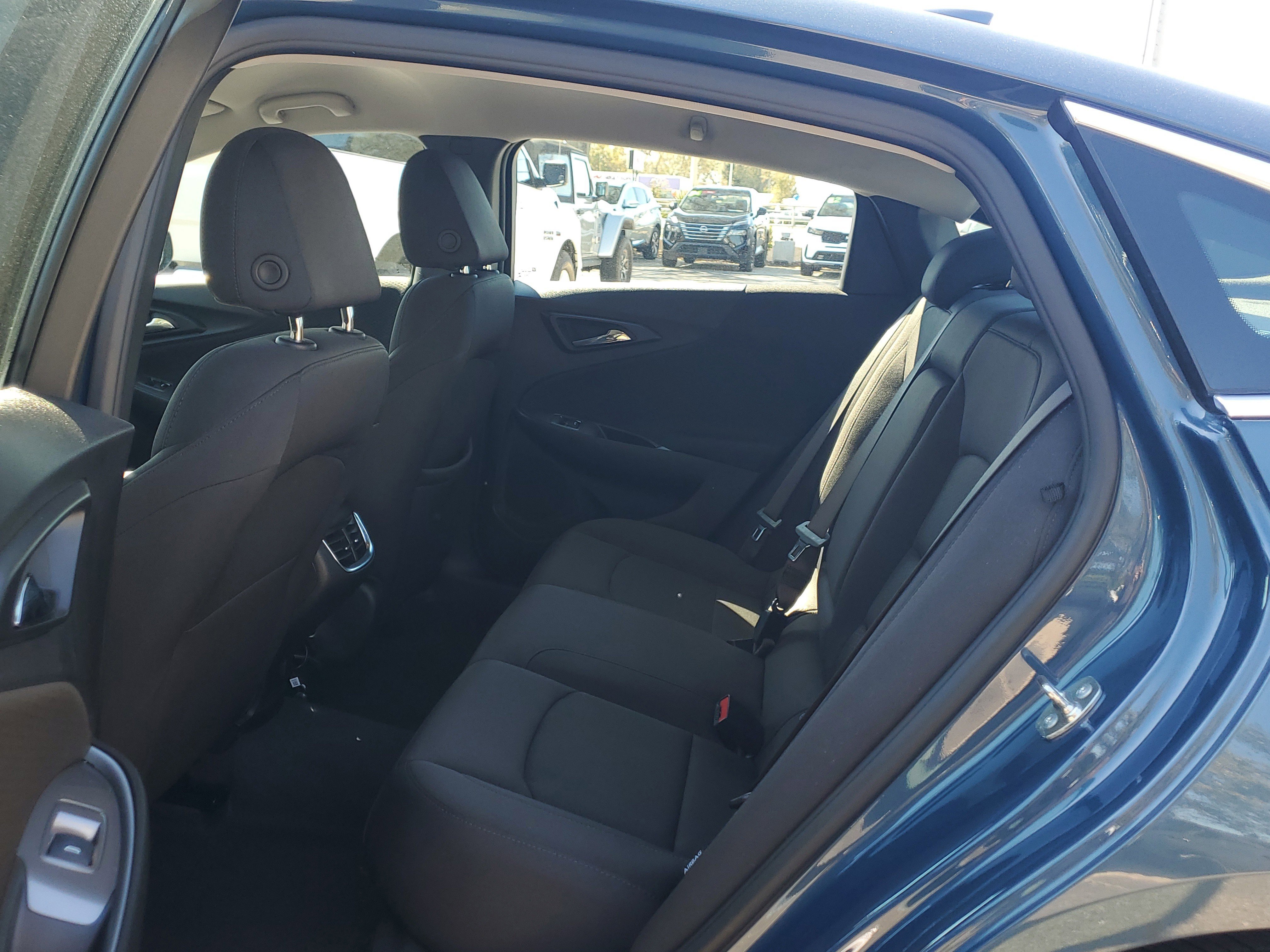 Used 2024 Chevrolet Malibu LT image 12