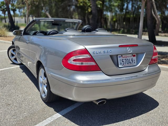 Used 2005 Mercedes-Benz CLK 320 Cabriolet image 29