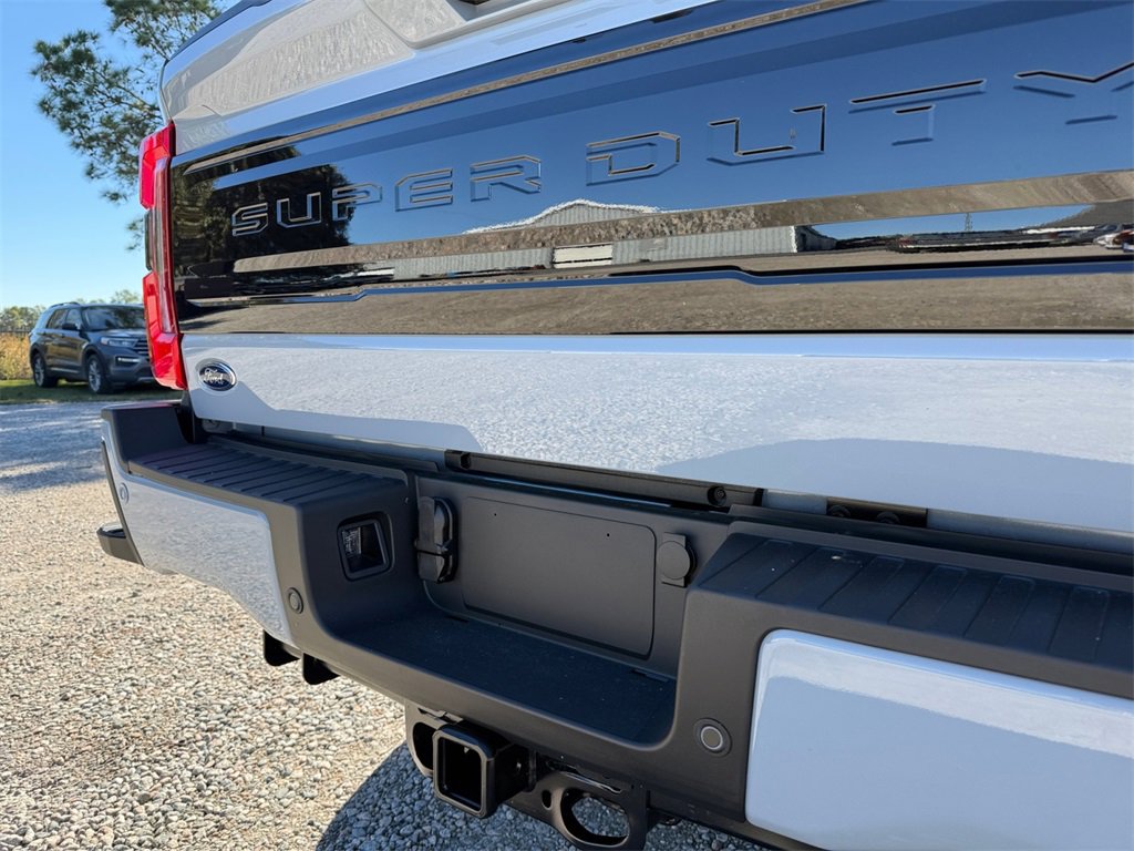 New 2026 Ford F350 Platinum image 17