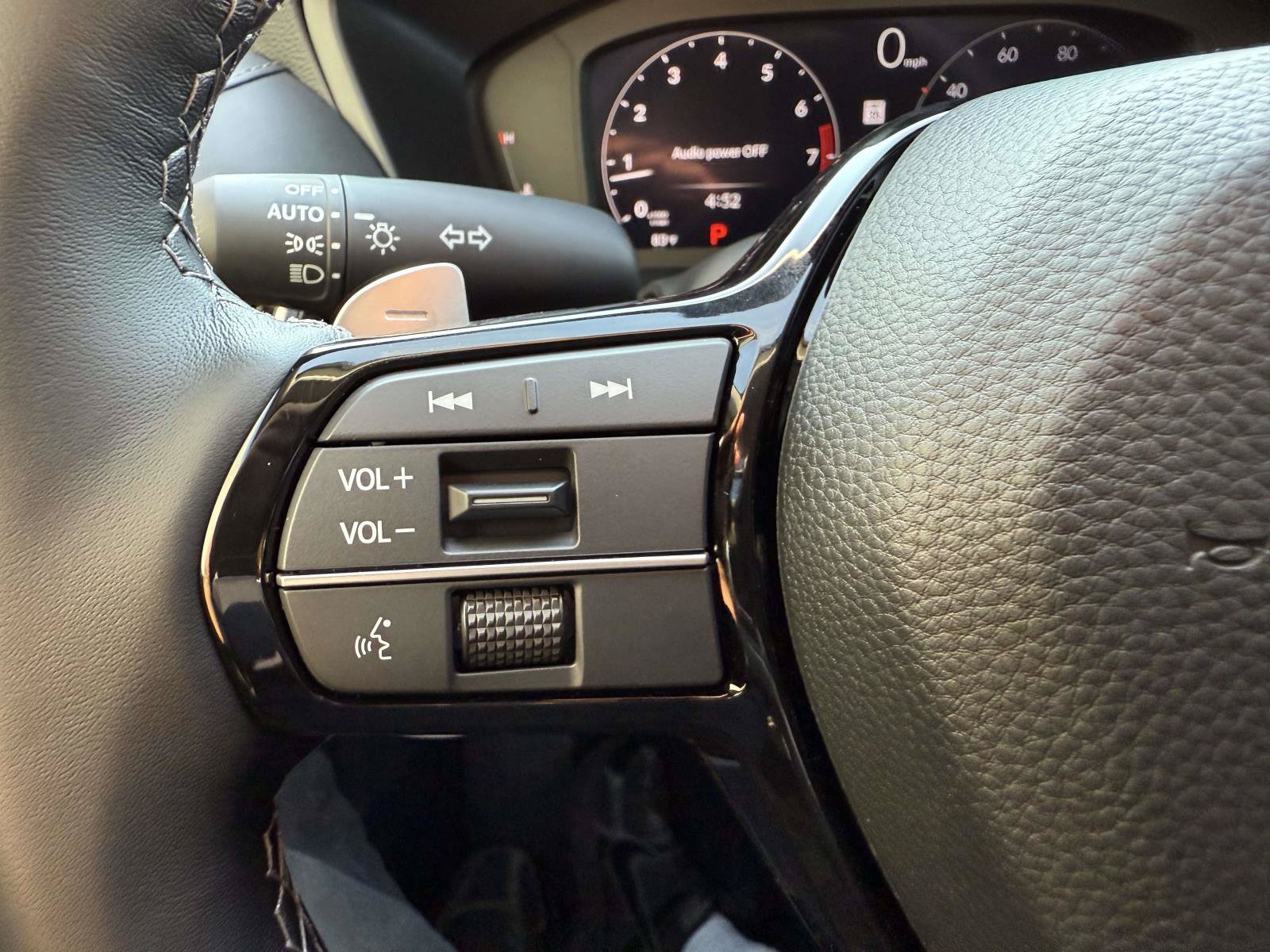 Certified 2026 Acura ADX FWD image 22
