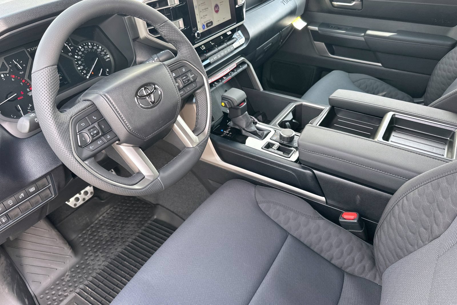 New 2026 Toyota Tundra SR5 w/ SR5 Convenience Package AWD/4WD image 9