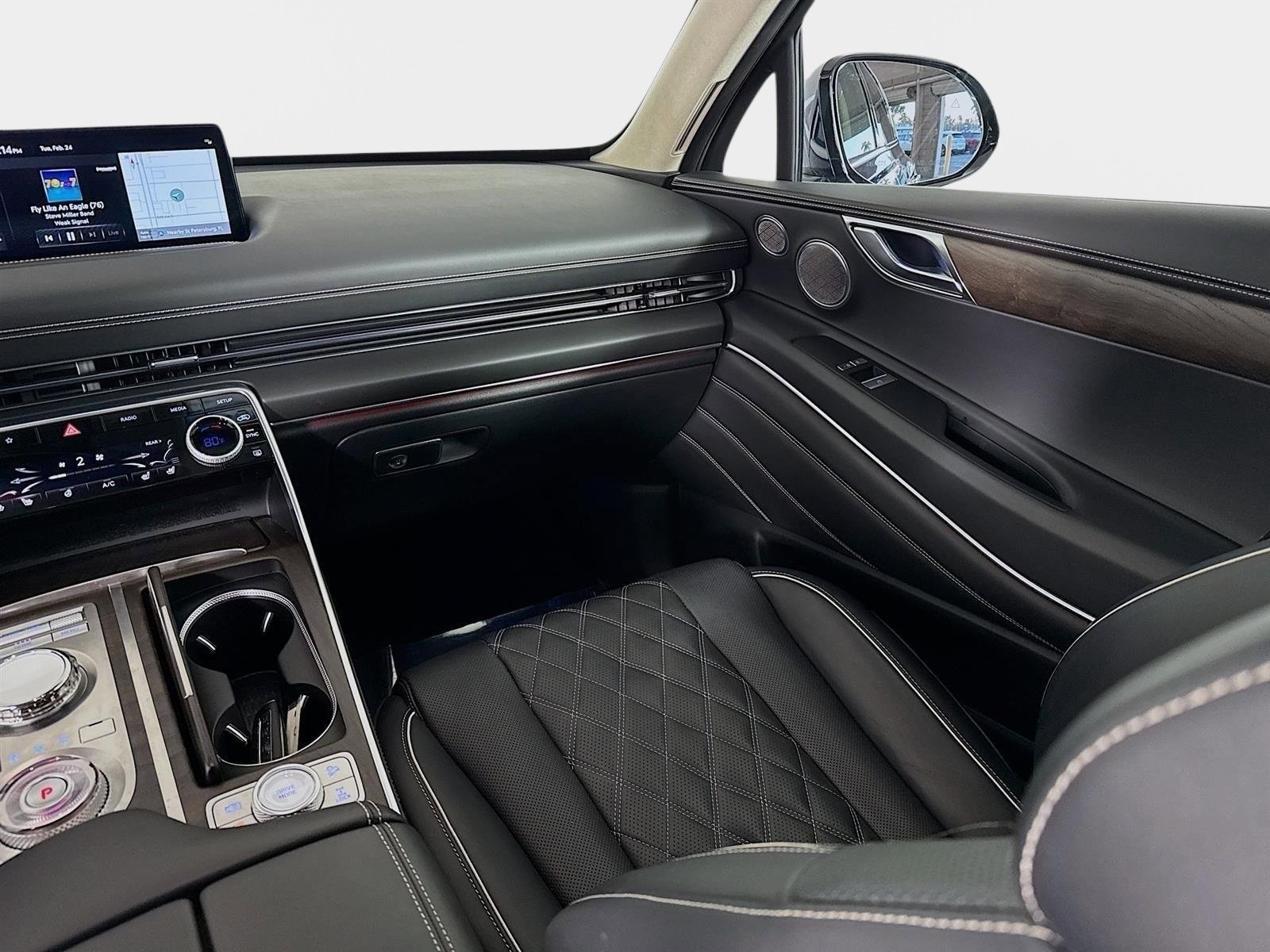 Certified 2023 Genesis GV80 3.5T w/ Prestige Package image 25
