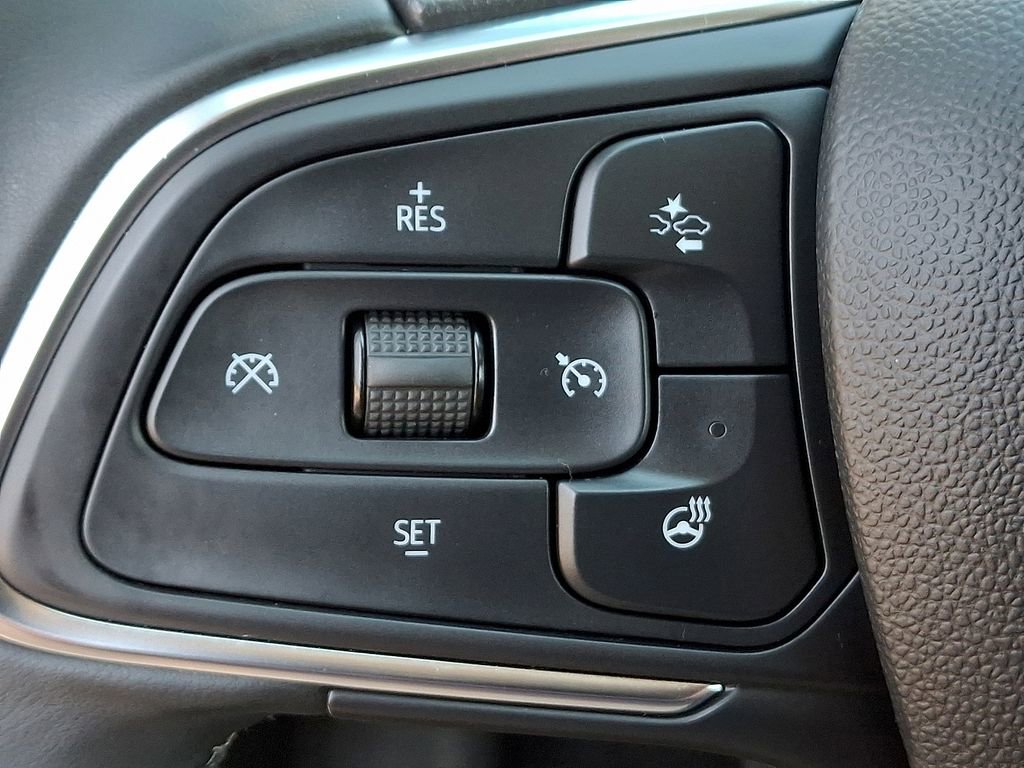 Used 2025 Buick Encore GX Avenir w/ Avenir Technology Package image 19