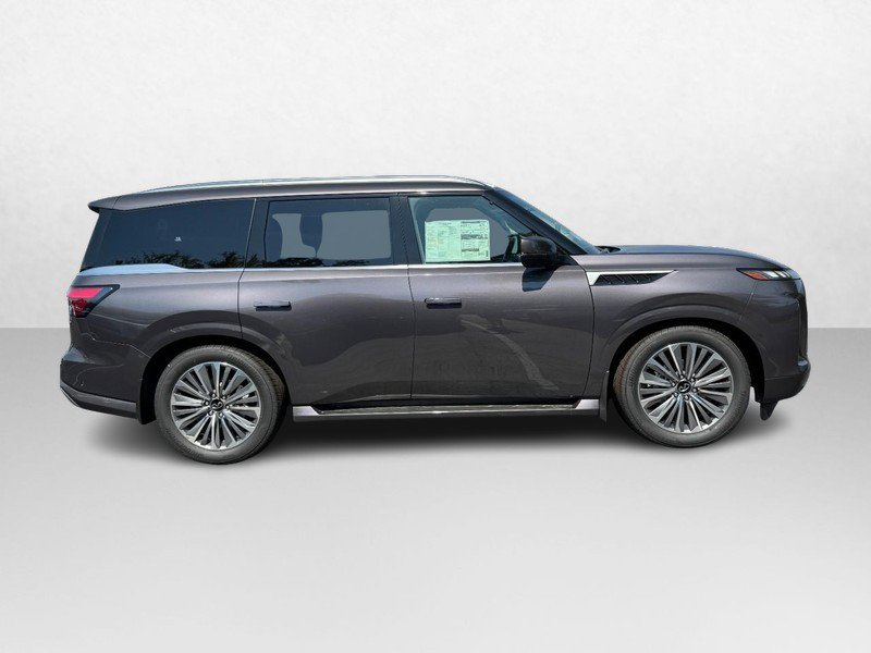 New 2026 INFINITI QX80 Luxe image 2
