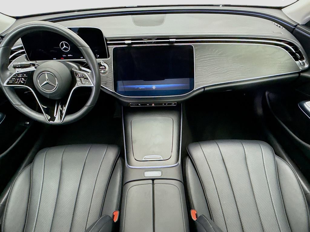 Used 2025 Mercedes-Benz E 350 Sedan image 13