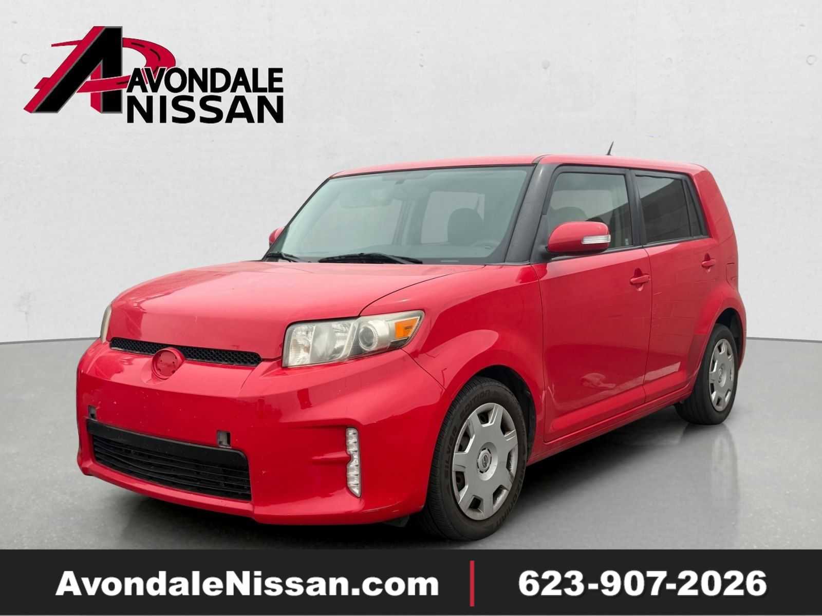 Used 2014 Scion xB FWD image 1