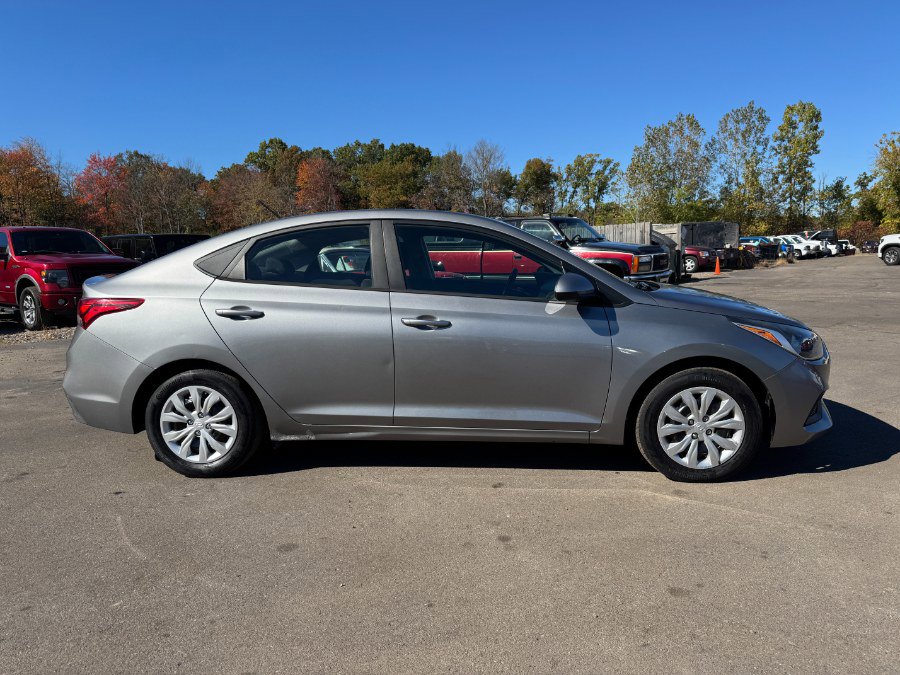 Used 2021 Hyundai Accent SE image 6