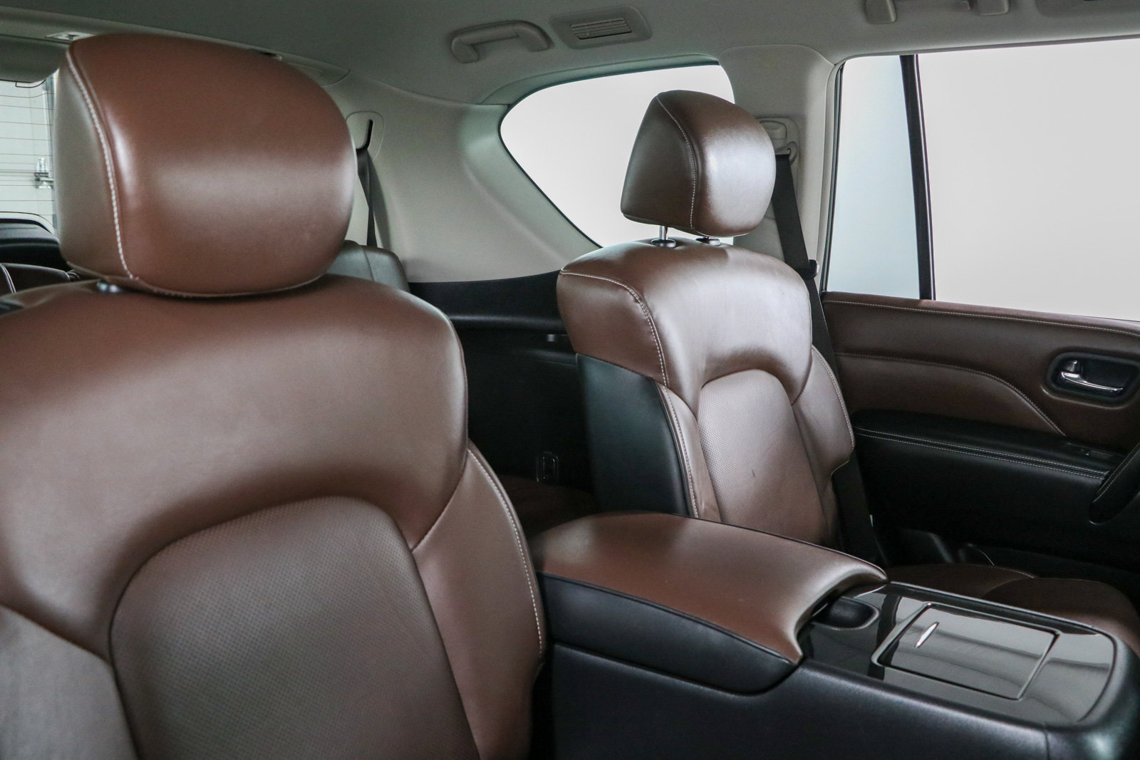 Used 2023 INFINITI QX80 Premium Select w/ Cargo Package RWD image 31