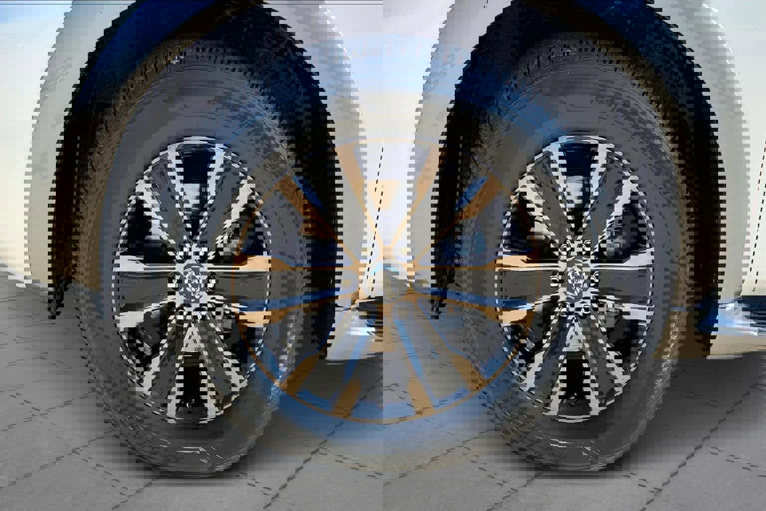 Used 2017 Nissan Armada Platinum w/ Captain Seat Package image 10