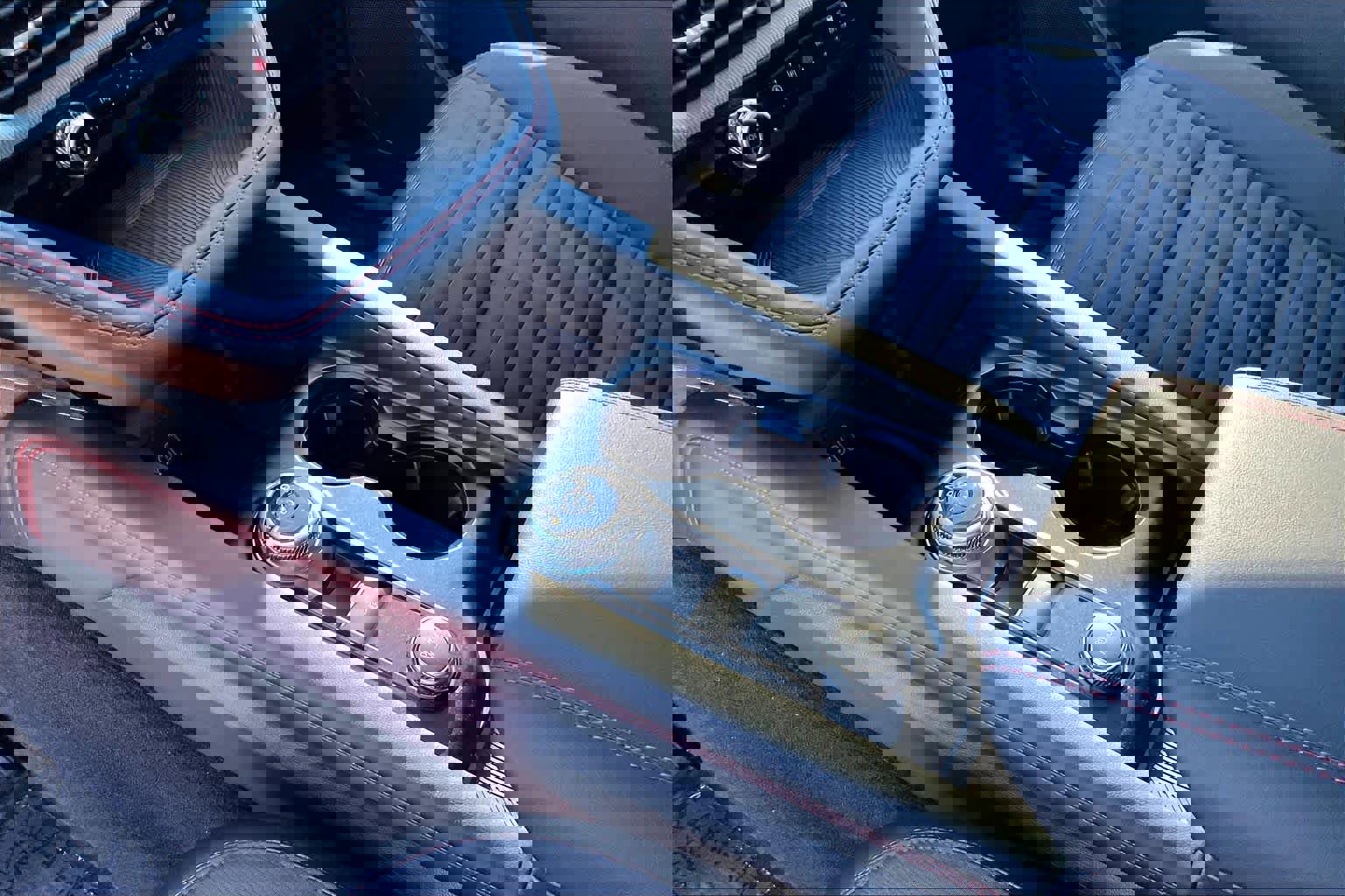 New 2026 Ford Explorer ST-Line w/ ST-Line Street Pack image 7