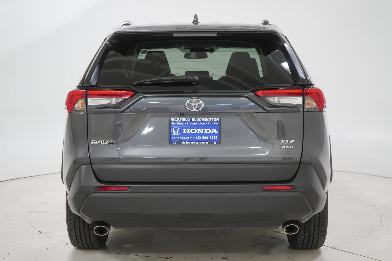 Used 2024 Toyota RAV4 XLE Premium w/ Weather Package AWD/4WD image 8