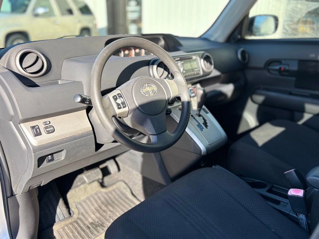 Used 2008 Scion xB image 10