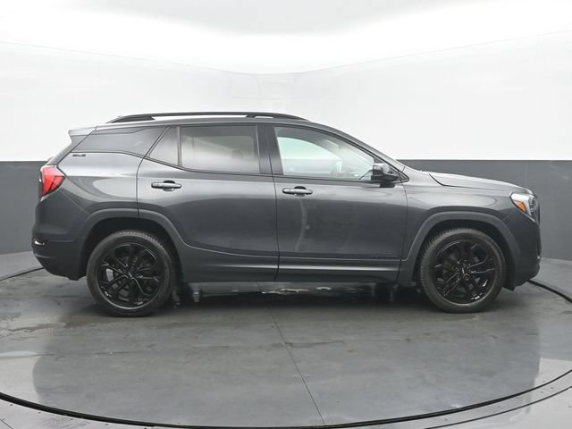Used 2020 GMC Terrain SLE w/ Elevation Edition FWD image 6