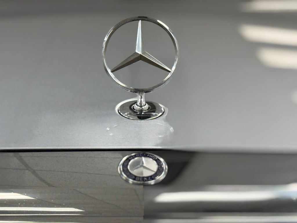 Used 2017 Mercedes-Benz S 550 4MATIC Sedan image 4