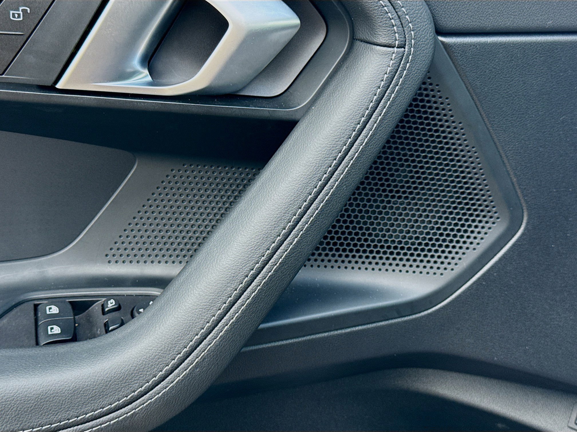 Used 2025 BMW 230i Coupe image 23