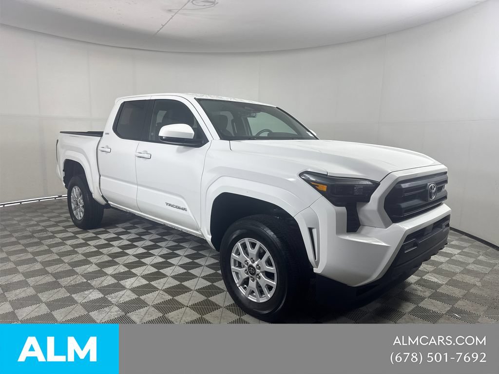 Used 2024 Toyota Tacoma SR5 AWD/4WD image 3