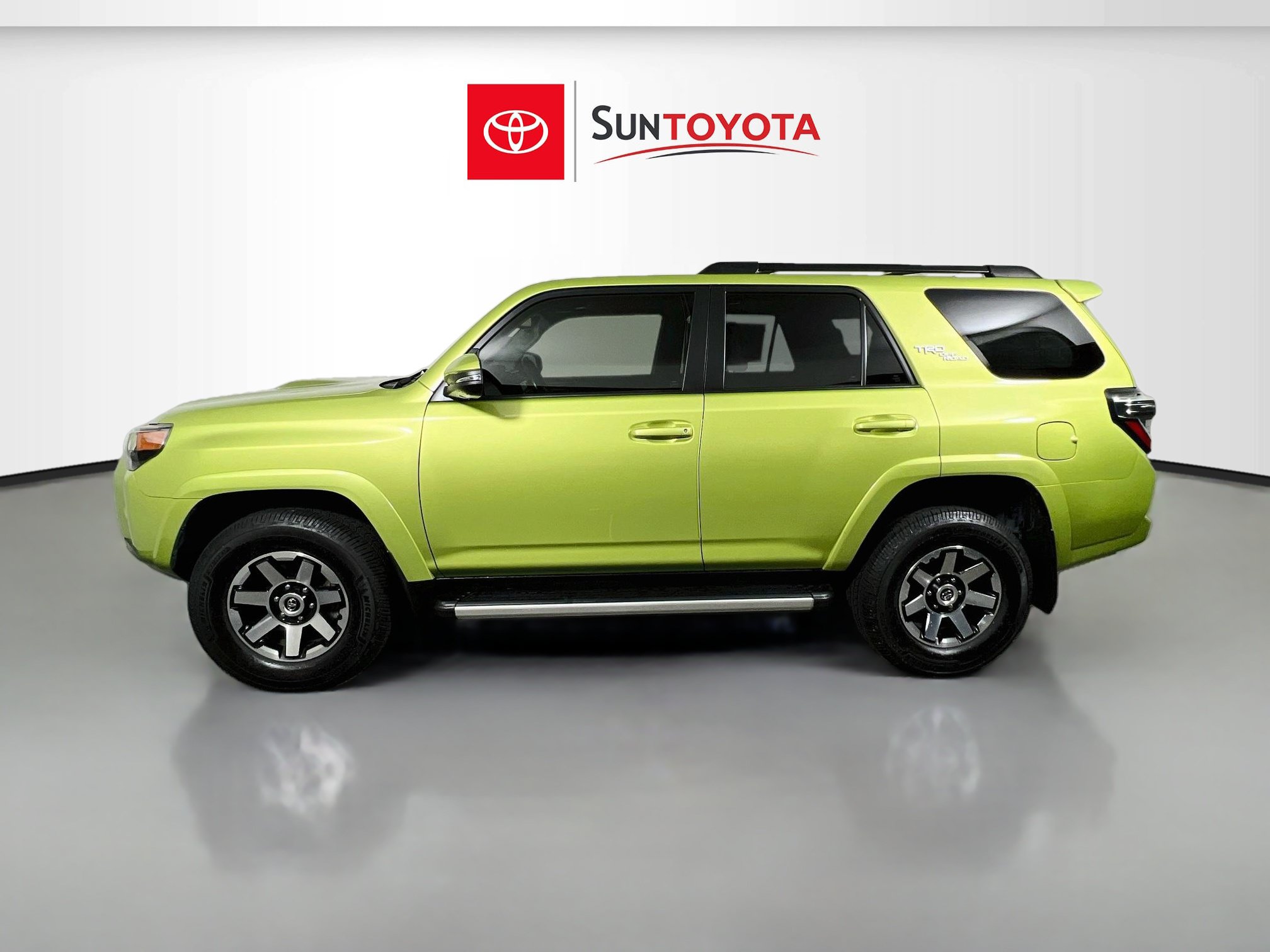 Used 2023 Toyota 4Runner TRD Off-Road Premium w/ Moonroof Package AWD/4WD image 7