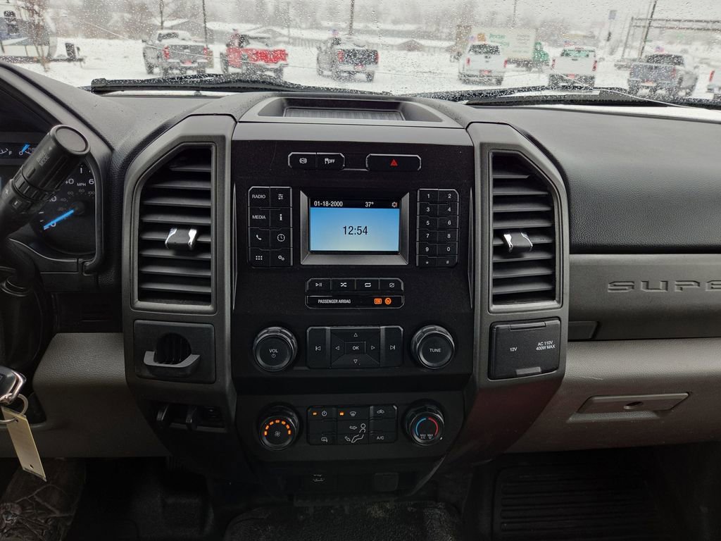 Used 2020 Ford F550 2WD Regular Cab Super Duty image 23