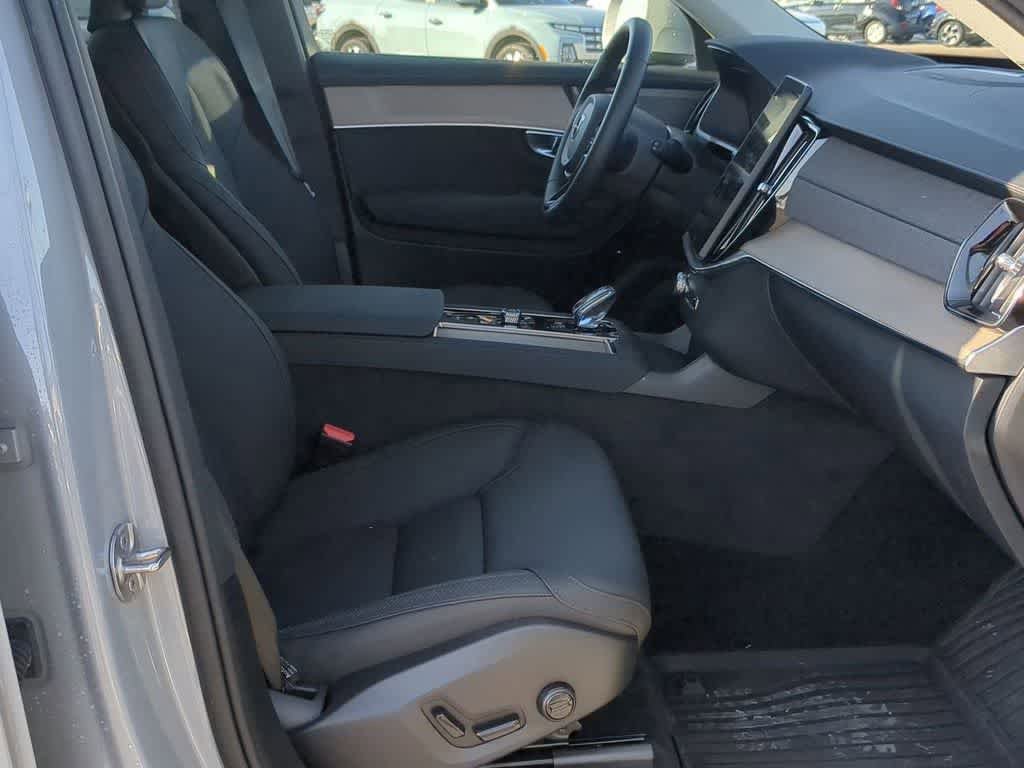 Certified 2026 Volvo XC90 B6 Plus w/ Protection Package Premier AWD/4WD image 22