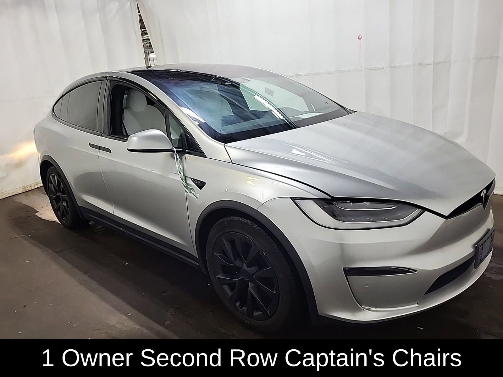 Used 2022 Tesla Model X AWD/4WD image 1