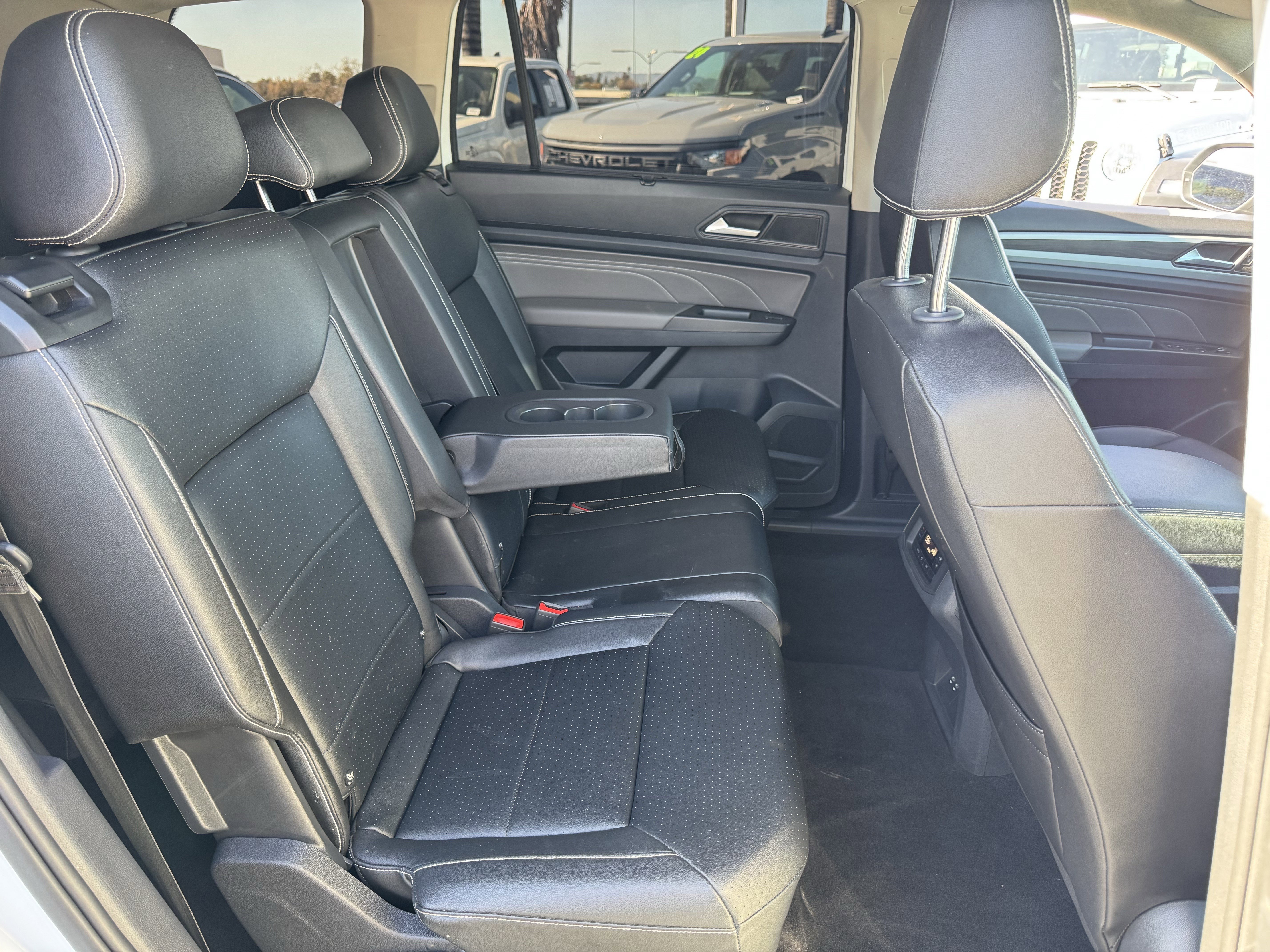 Used 2022 Volkswagen Atlas SE image 37