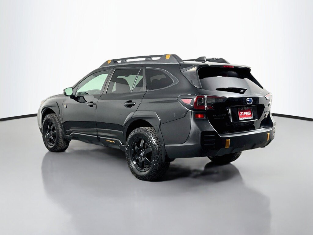 Used 2022 Subaru Outback Wilderness AWD/4WD image 3