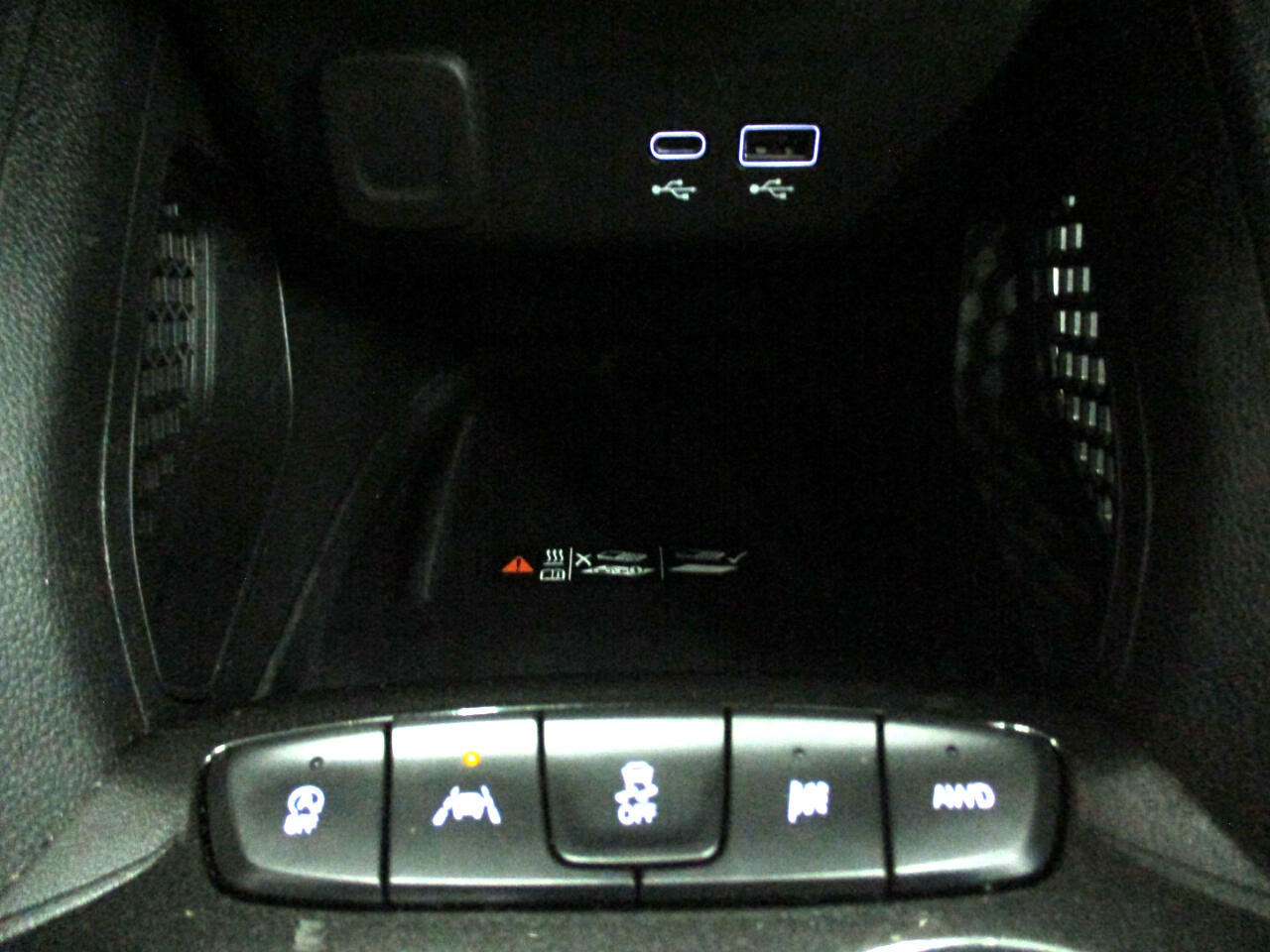 Used 2024 Chevrolet TrailBlazer RS w/ Convenience Package image 22