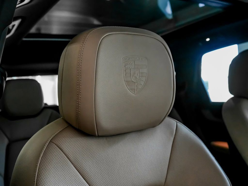 New 2026 Porsche Cayenne AWD/4WD image 32