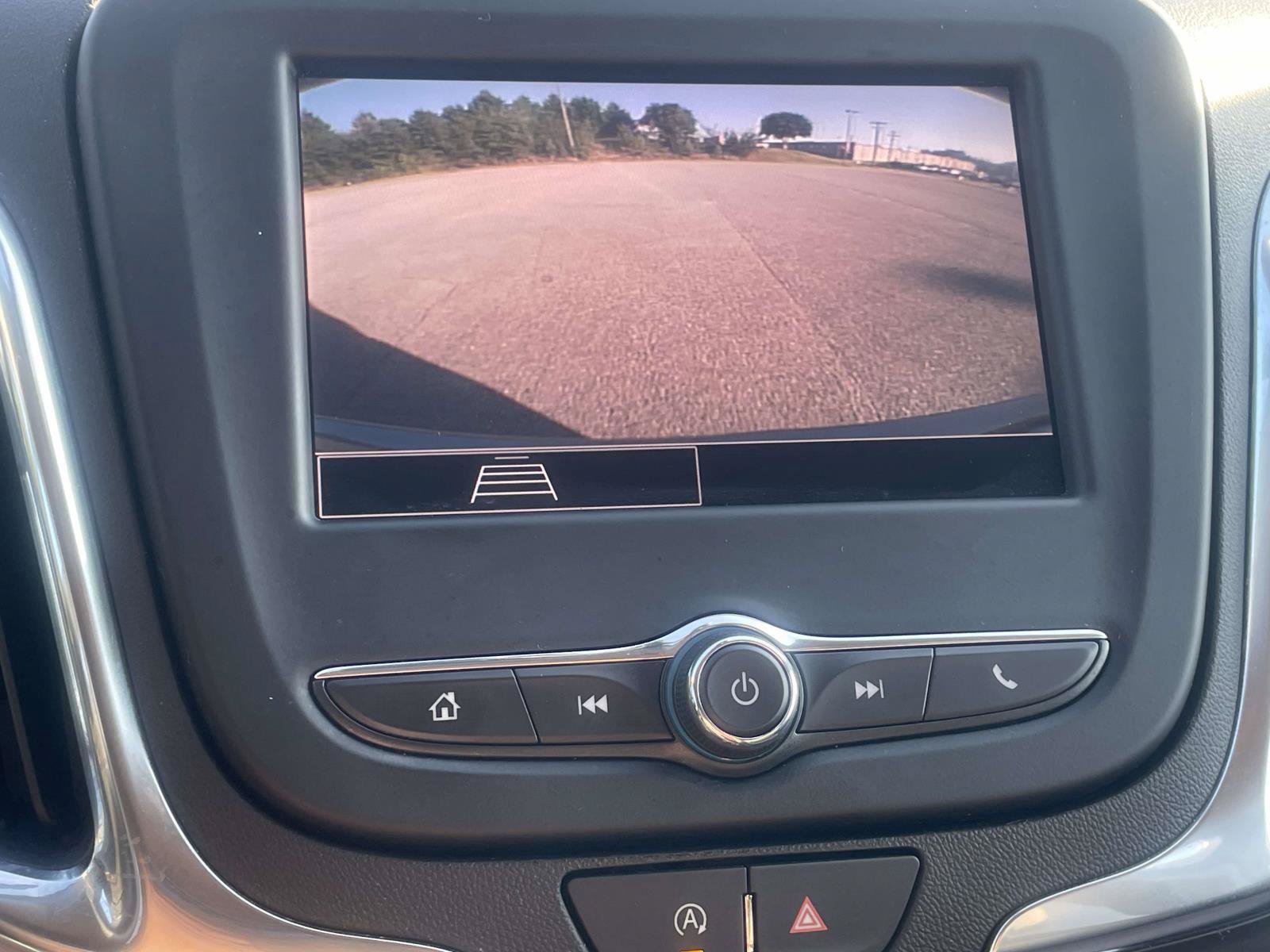 Used 2024 Chevrolet Equinox LS w/ LS Convenience Package FWD image 16