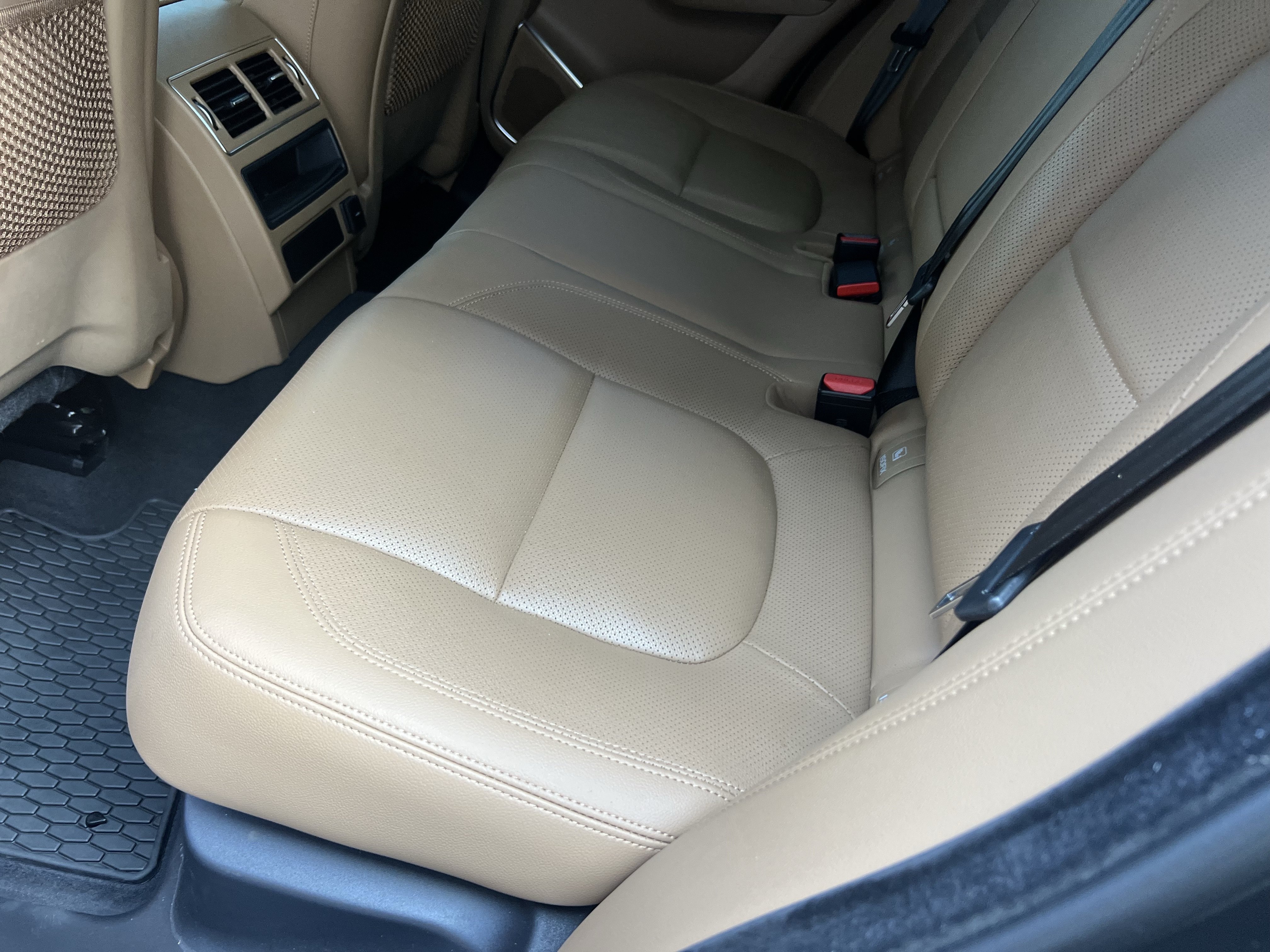 Certified 2023 Jaguar F-PACE S AWD/4WD image 34