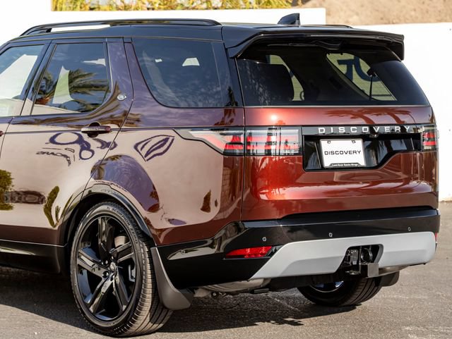 New 2026 Land Rover Discovery Limited Edition AWD/4WD image 9