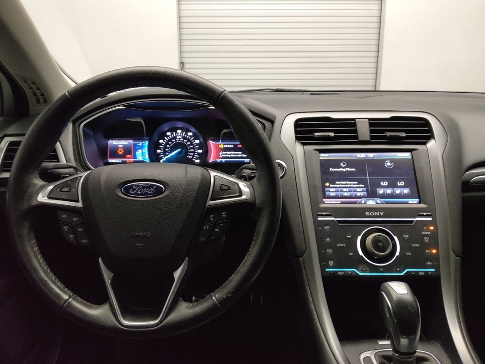 Used 2014 Ford Fusion Titanium FWD image 22