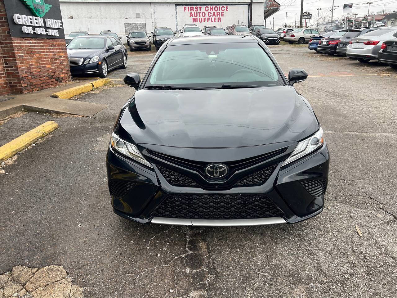 Used 2018 Toyota Camry XSE image 8