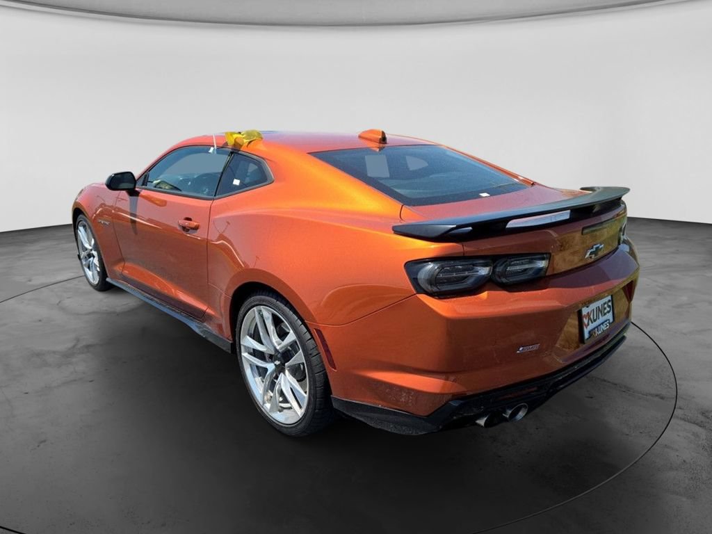 Used 2023 Chevrolet Camaro SS RWD image 9