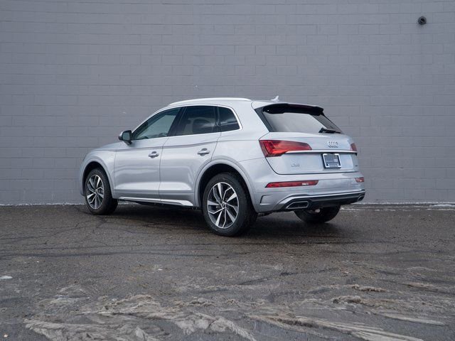 Certified 2023 Audi Q5 2.0T Premium Plus image 3