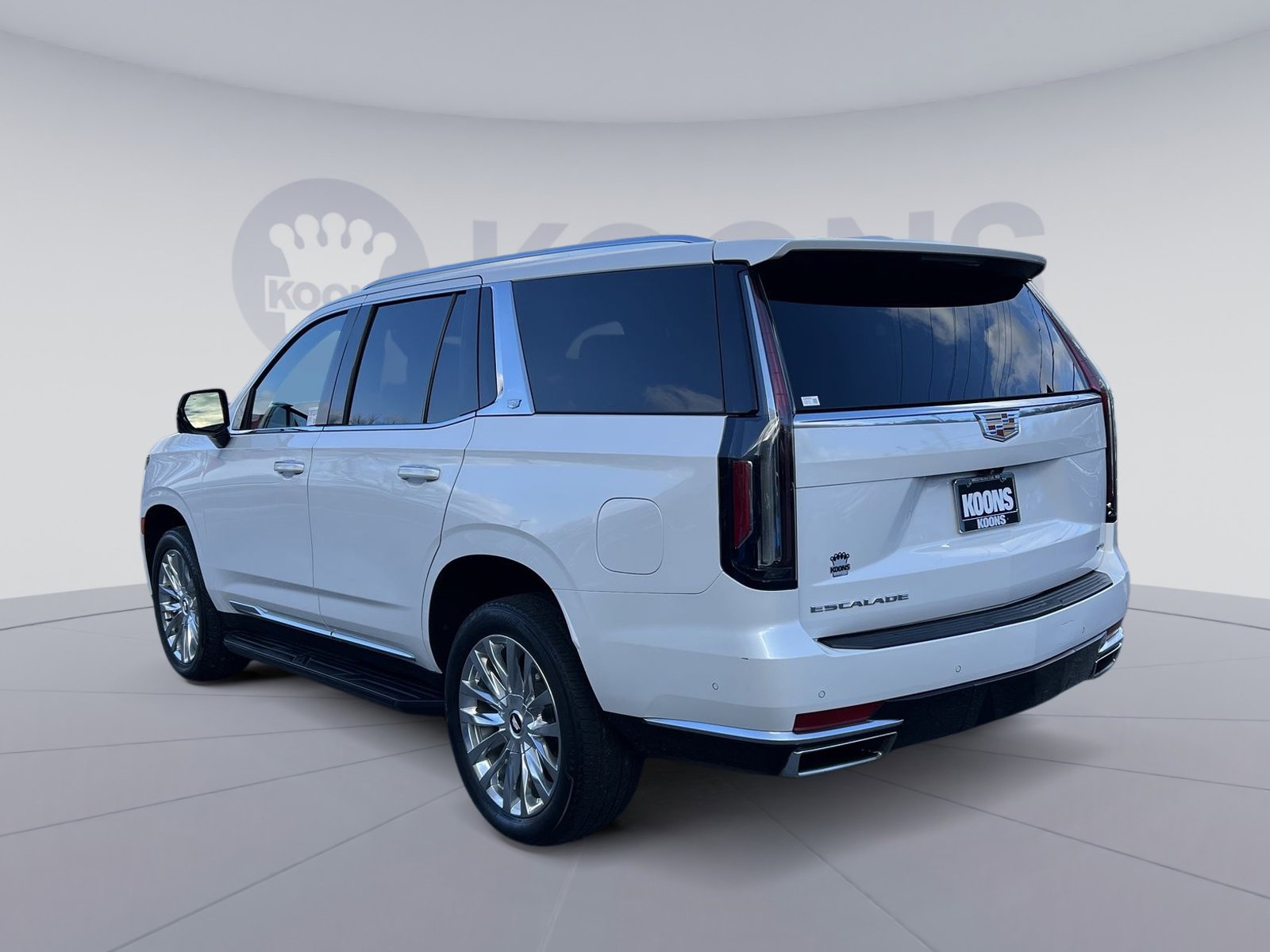 Used 2023 Cadillac Escalade Premium Luxury image 4