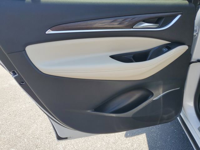 Certified 2024 Buick Enclave Avenir w/ Avenir Technology Package image 15