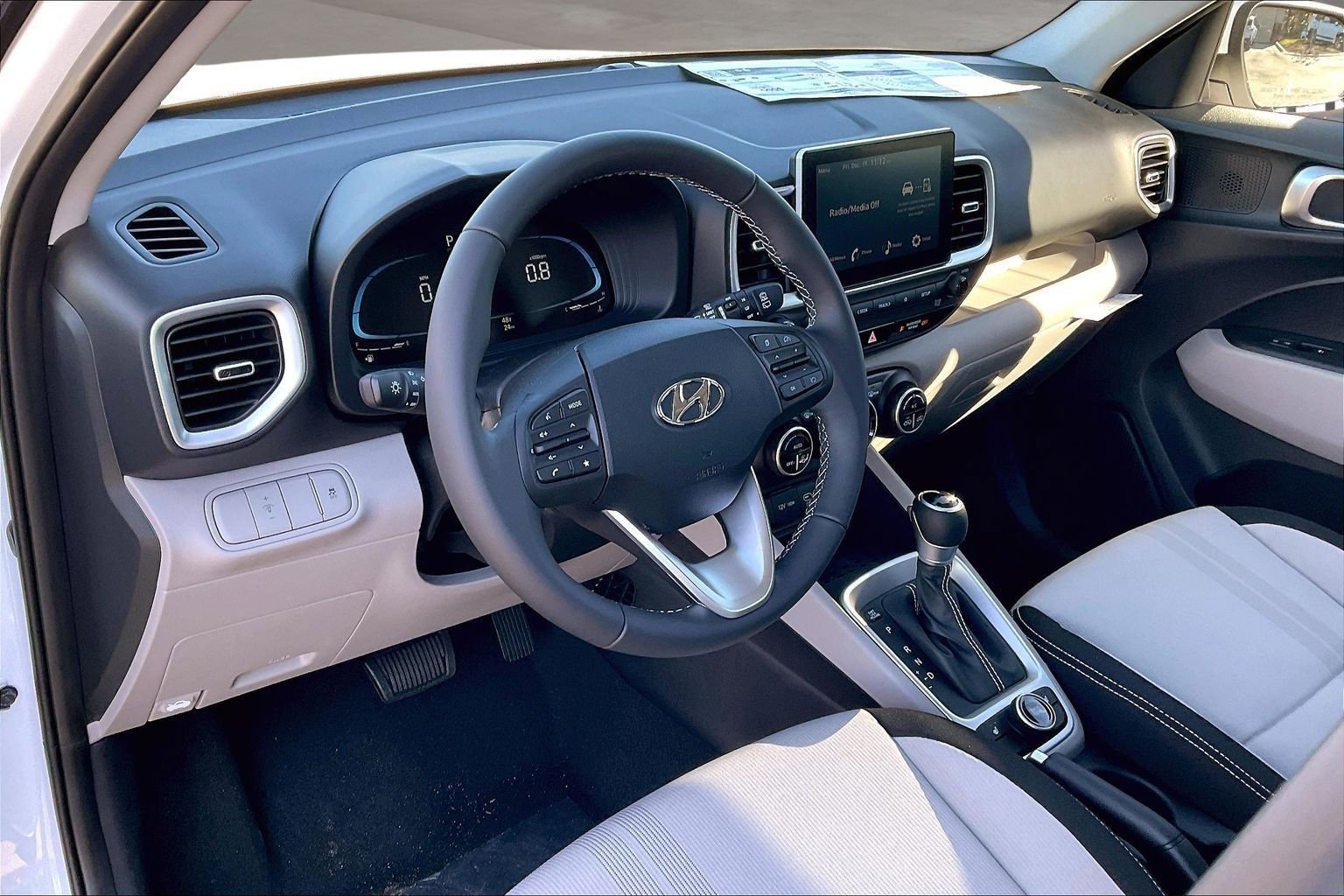 New 2026 Hyundai Venue SEL FWD image 7
