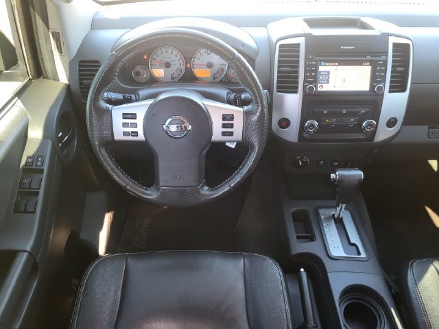 Used 2013 Nissan Xterra PRO-4X w/ Pro-4x Leather Pkg AWD/4WD image 26