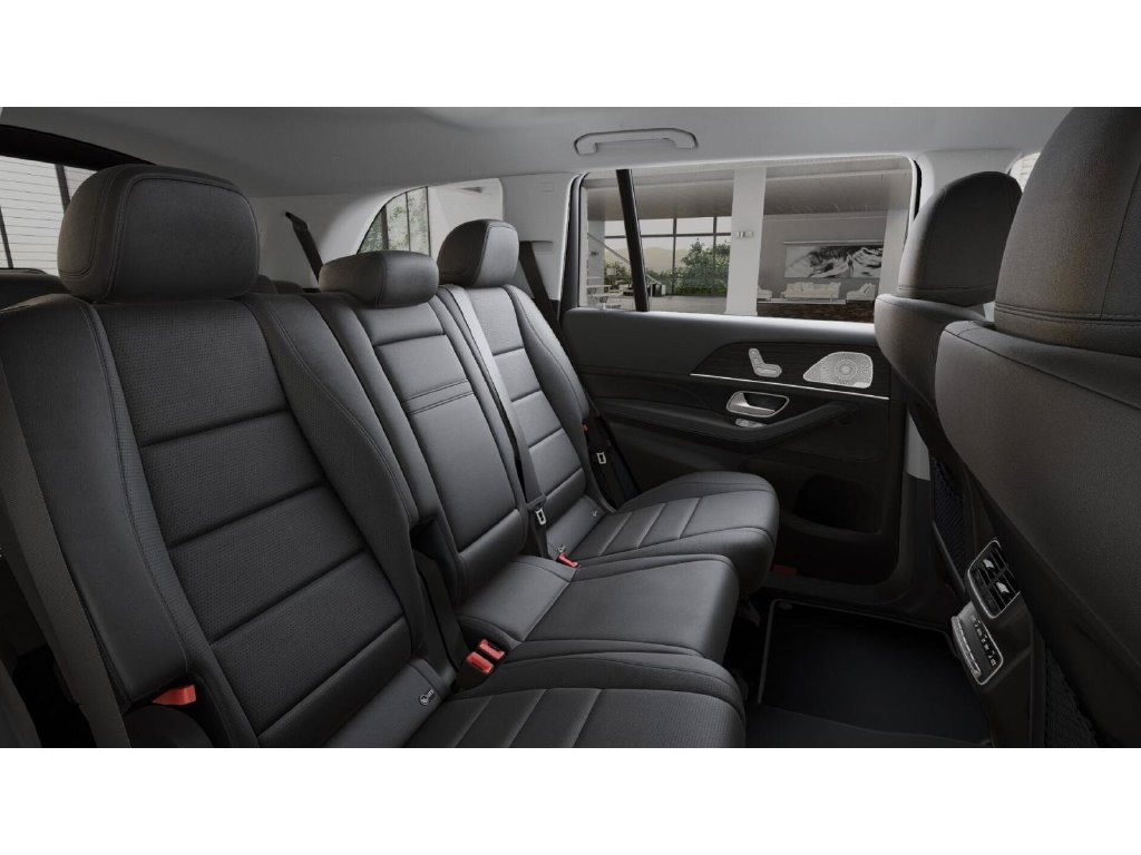 New 2026 Mercedes-Benz GLS 450 4MATIC image 5