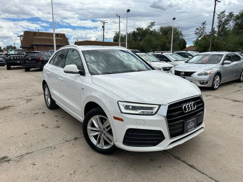 Used 2018 Audi Q3 2.0T Premium Plus w/ Premium Plus Package AWD/4WD image 1