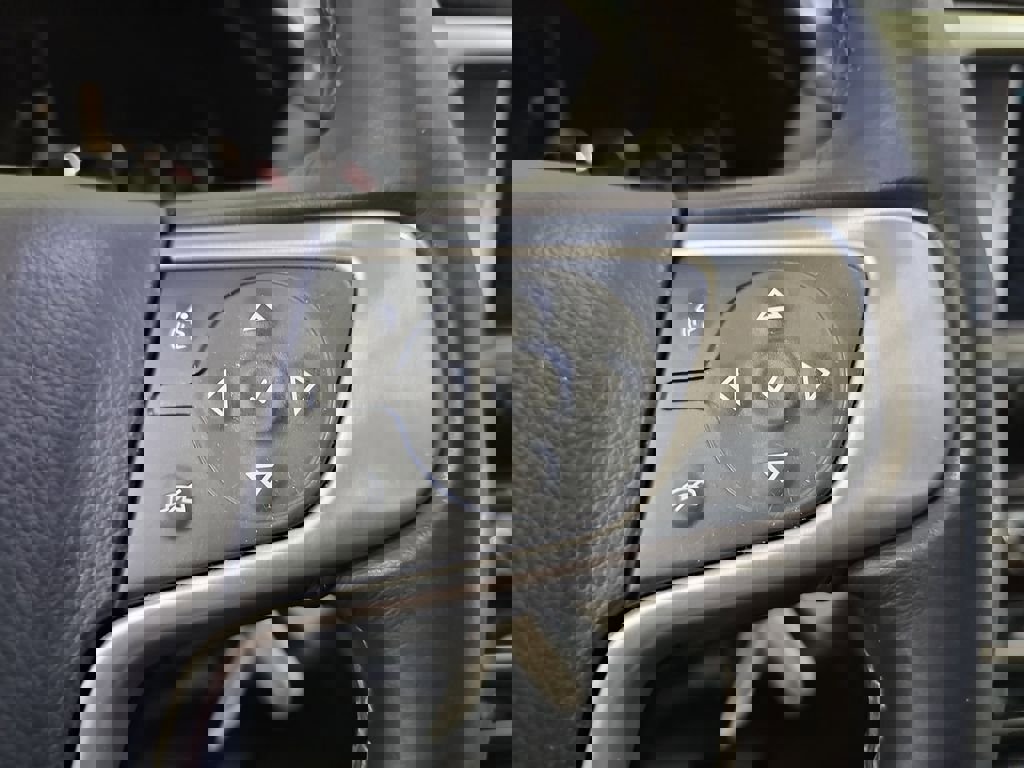 Used 2018 GMC Sierra 1500 SLT w/ Suspension Package, Off-Road image 20