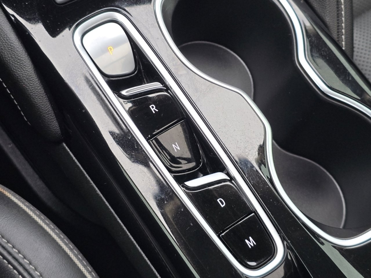 Used 2021 Buick Envision Essence w/ Technology Package I image 31